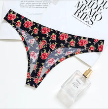 Load image into Gallery viewer, The Invisibabe Thong - Court of Roses
